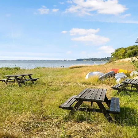 Beautiful Summer House With A Magnificent View בית נופש Ølsted