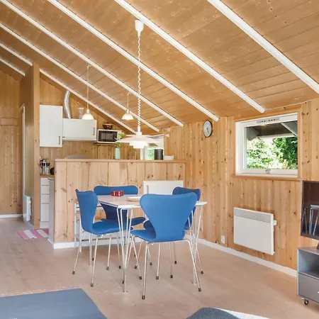 Beautiful Summer House With A Magnificent View Ølsted