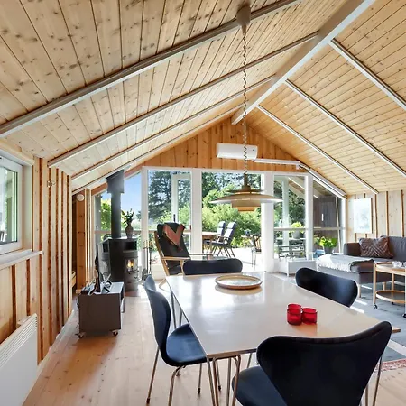 בית נופש Beautiful Summer House With A Magnificent View Ølsted