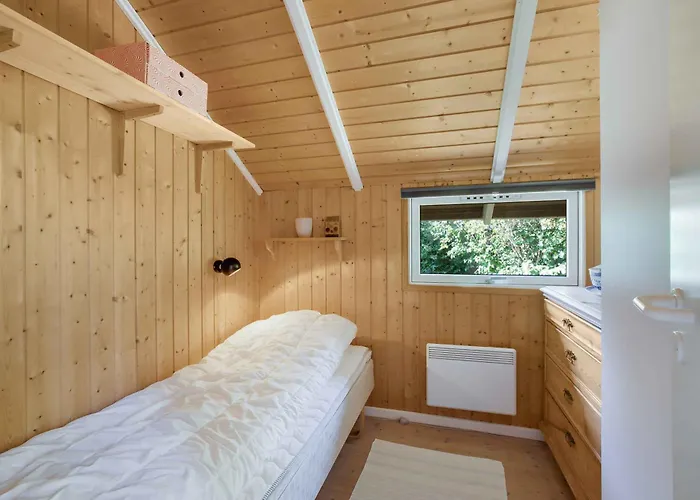 Beautiful Summer House With A Magnificent View Ølsted